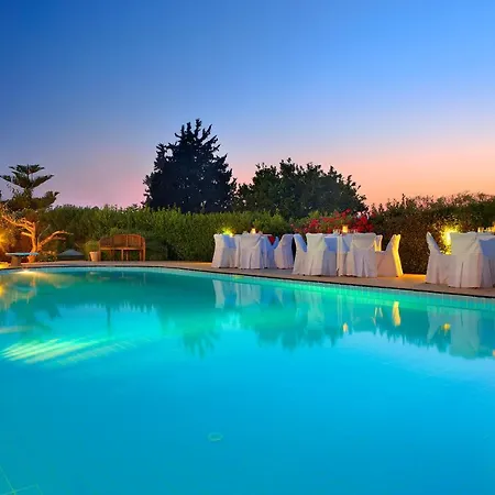 Nymfes Πόρτο Χέλι