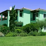 Villa Nymfes *