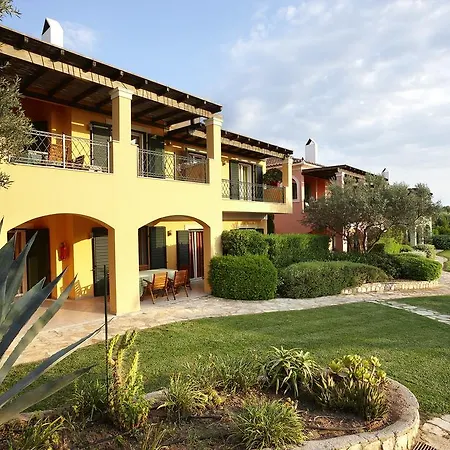 Nymfes Villas *