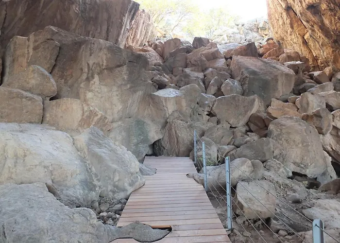 Nymfes * פורטו הלי