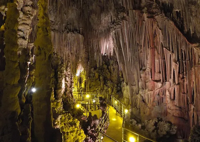 Nymfes פורטו הלי